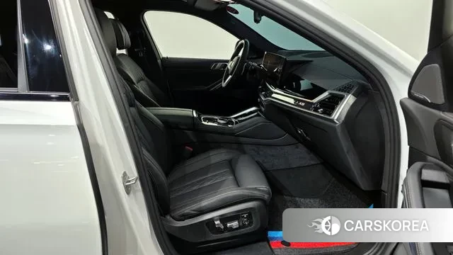 BMW X6 (G06) 2025 Белый из Кореи, фото 2