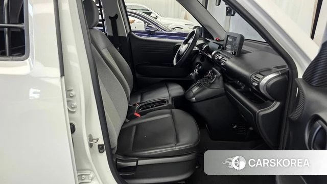 Hyundai Casper 2022 Белый из Кореи, фото 2