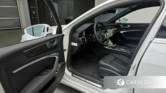 Audi A6 (C8) 2023 Белый из Кореи, фото 2