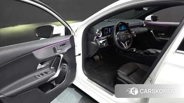 Mercedes-Benz A-Class W177 2021 Белый из Кореи, фото 2