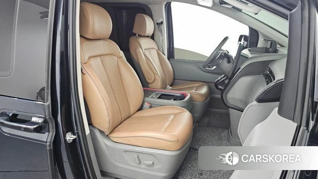 Hyundai Staria 2021 Синий из Кореи, фото 2