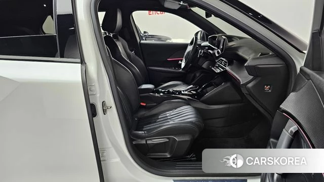 Peugeot 2008 Second generation 2020 Белый из Кореи, фото 2