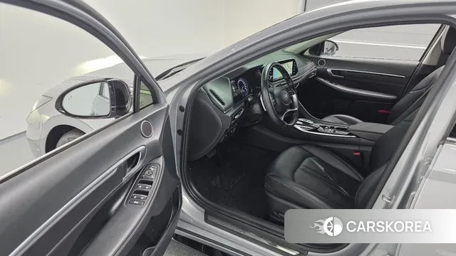 Hyundai Sonata (DN8) 2023 Серебряный из Кореи, фото 2