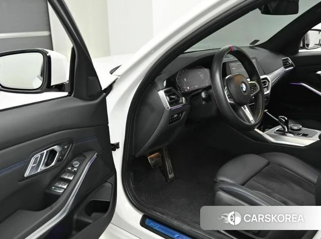 BMW 3 Series (G20) 2022 Белый из Кореи, фото 2