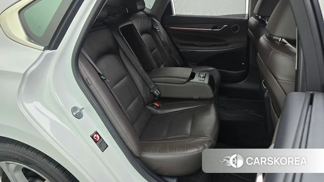 Hyundai Grandeur IG Hybrid 2018 Белый из Кореи, фото 2