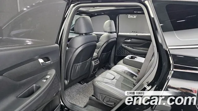 Hyundai The New Santa Fe 2022 Черный из Кореи, фото 2