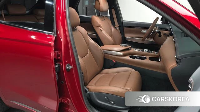 Genesis GV70 2021 Красный из Кореи, фото 2