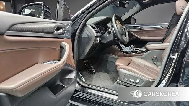 BMW X4 (G02) 2023 Черный из Кореи, фото 2