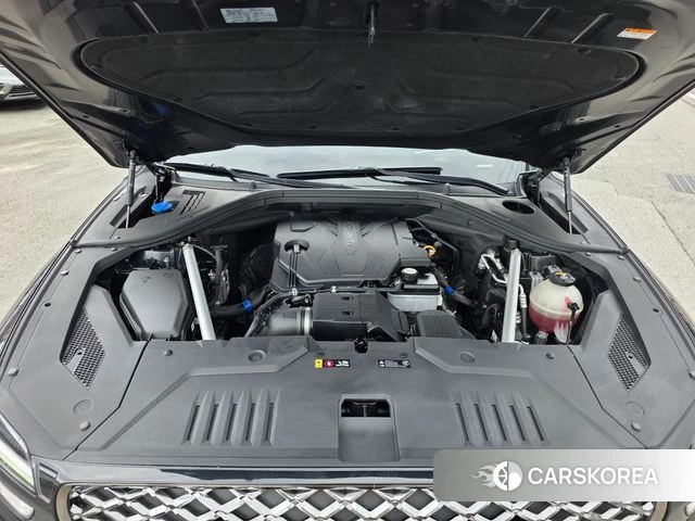 Genesis GV70 2022 Черный из Кореи, фото 2