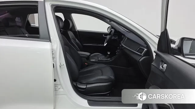 Kia The New K5 2nd generation 2019 Белый из Кореи, фото 2