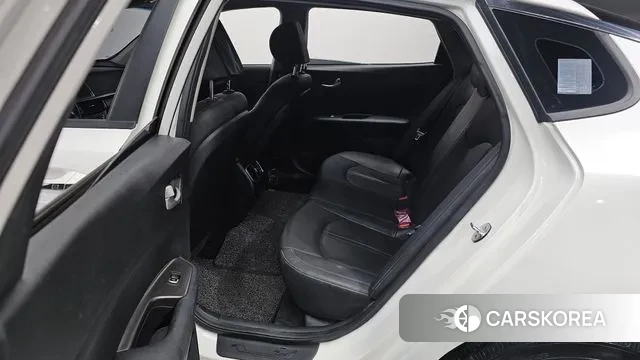 Kia The New K5 2nd generation 2018 Белый из Кореи, фото 2