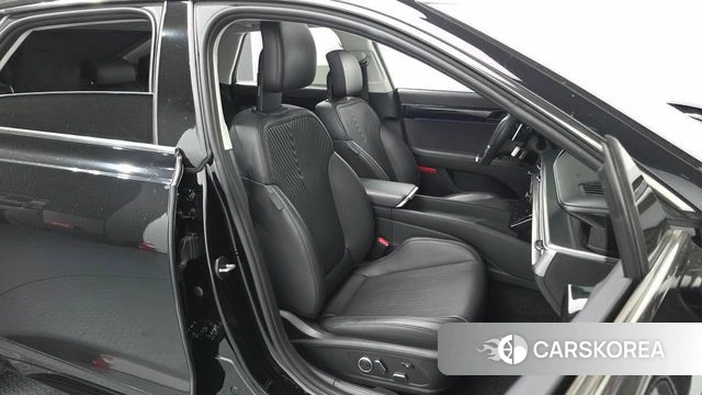 Hyundai Grandeur (GN7) 2023 Черный из Кореи, фото 2