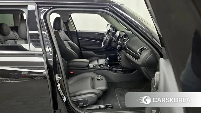 Mini Cooper Clubman 2022 Черный из Кореи, фото 2