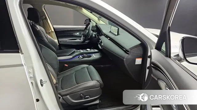 Genesis Electrified GV70 2024 Белый из Кореи, фото 2