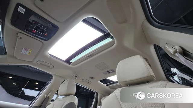 Kia Carnival 4th generation 2023 Белый из Кореи, фото 2