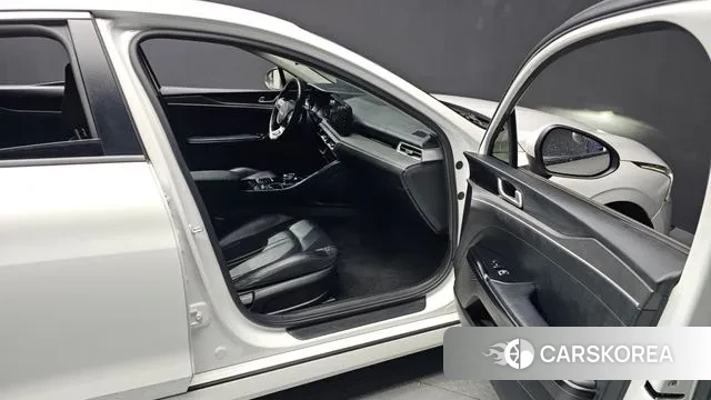 Kia K5 3rd generation 2022 Белый из Кореи, фото 2