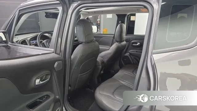 Jeep Renegade 2021 Серый из Кореи, фото 2