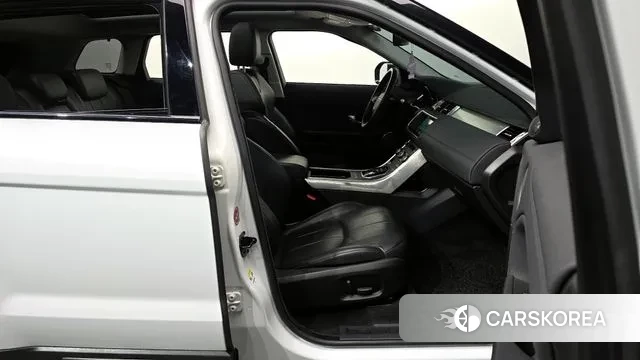 Land Rover Range Rover Evoque 2018 Белый из Кореи, фото 2