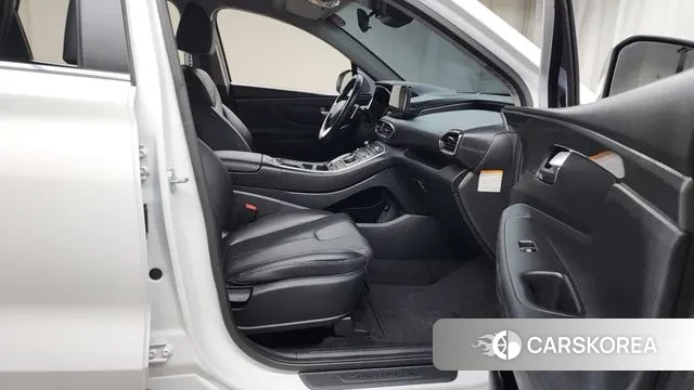 Hyundai The New Santa Fe 2023 Белый из Кореи, фото 2