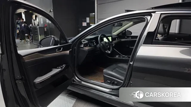 Kia K5 Hybrid 3rd Generation 2023 Серый из Кореи, фото 2