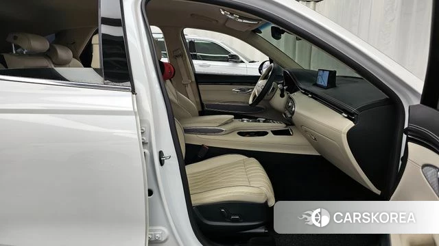 Genesis GV70 2021 Белый из Кореи, фото 2