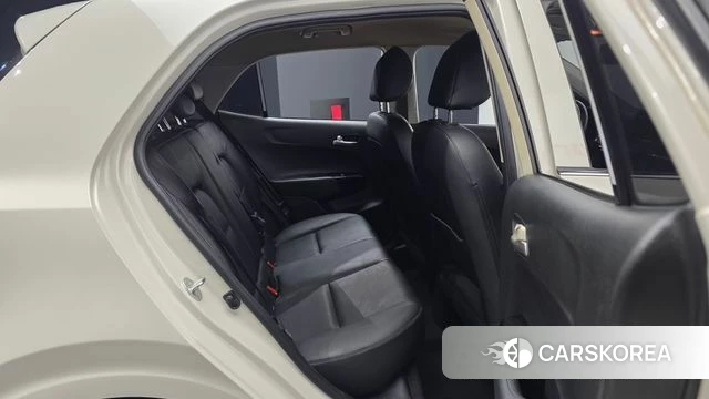 Kia Morning Urban (JA) 2023 Жемчужный цвет из Кореи, фото 2