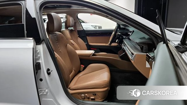 Hyundai Grandeur Hybrid (GN7) 2024 Белый из Кореи, фото 2