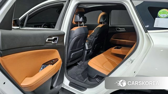 Kia Sportage 5th Generation Hybrid 2021 Белый из Кореи, фото 2