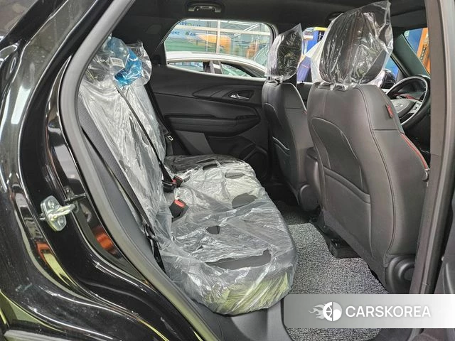 Chevrolet (GM Daewoo) The New Trail Blazer 2024 Черный из Кореи, фото 2