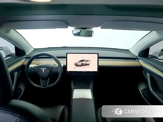 Tesla Model 3 2022 Белый из Китая, фото 2
