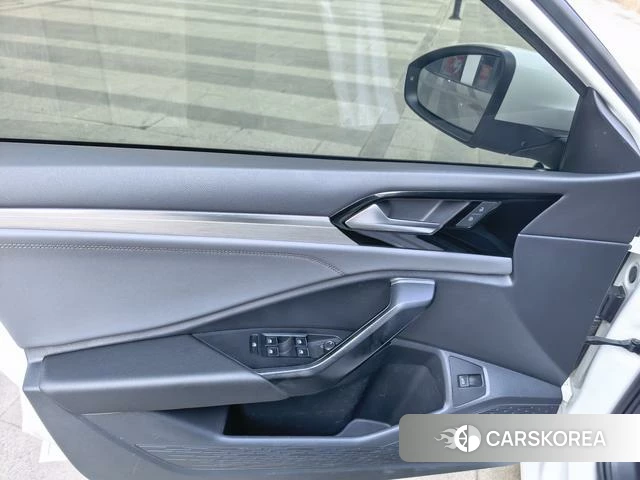 Volkswagen Sagitar 2022 Белый из Китая, фото 2