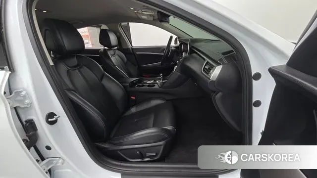 Genesis G70 2018 Белый из Кореи, фото 2