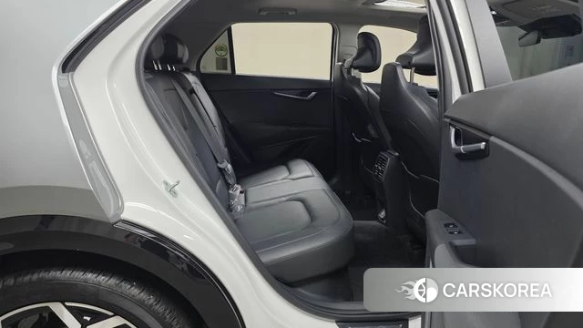 Kia Di Ol Nu Niro 2022 Белый из Кореи, фото 2