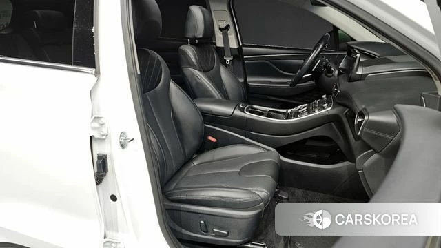 Hyundai The New Santa Fe 2023 Белый из Кореи, фото 2