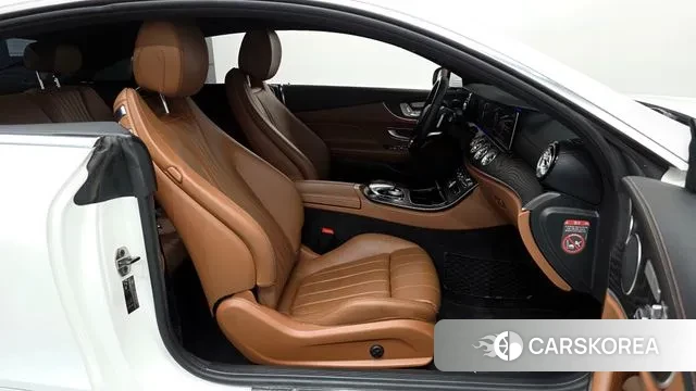 Mercedes-Benz E-Class W213 2018 Белый из Кореи, фото 2