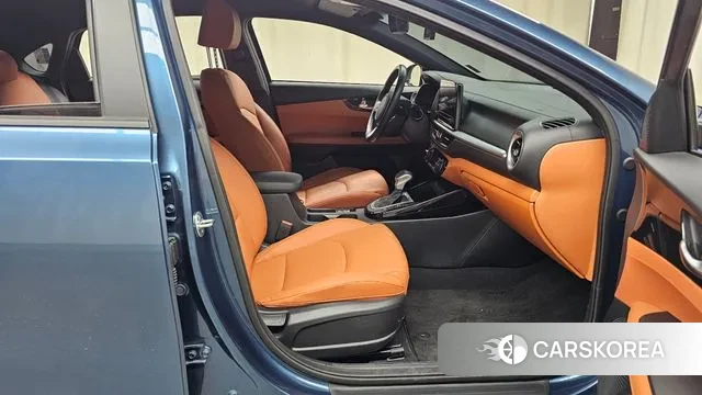 Kia The New K3 2nd generation 2023 Синий из Кореи, фото 2