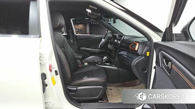 Ssangyong The New Tivoli 2023 Белый из Кореи, фото 2