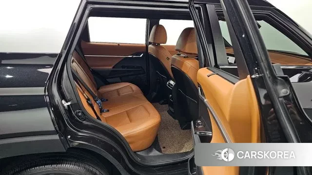 Ssangyong Torres 2024 Черный из Кореи, фото 2