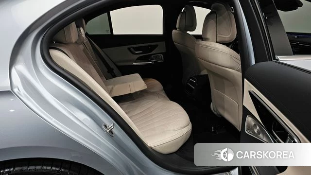 Mercedes-Benz E-Class W214 2025 Серебряный из Кореи, фото 2