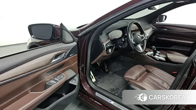 BMW 6 Series GT (G32) 2020 Коричневый из Кореи, фото 2