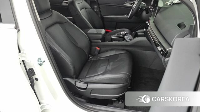 Kia The New Sportage 5th Generation Hybrid 2026 Белый из Кореи, фото 2