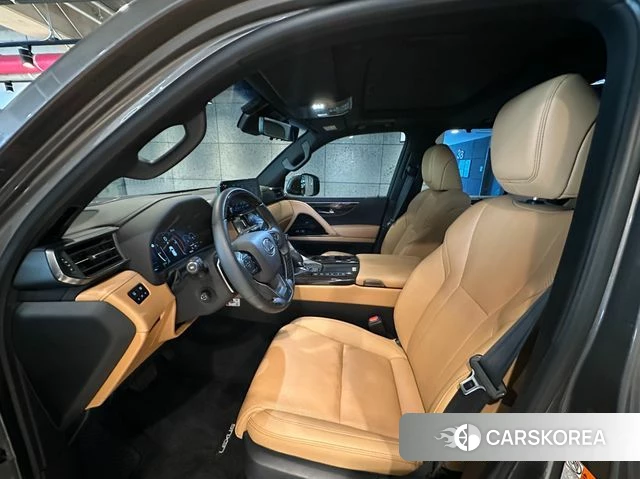 Lexus LX 4th Generation 2025 Серый из Кореи, фото 2