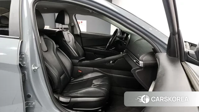 Hyundai Avante Hybrid (CN7) 2021 Серый из Кореи, фото 2