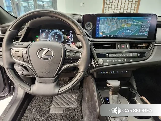 Lexus ES300h 7th generation 2025 Серый из Кореи, фото 2