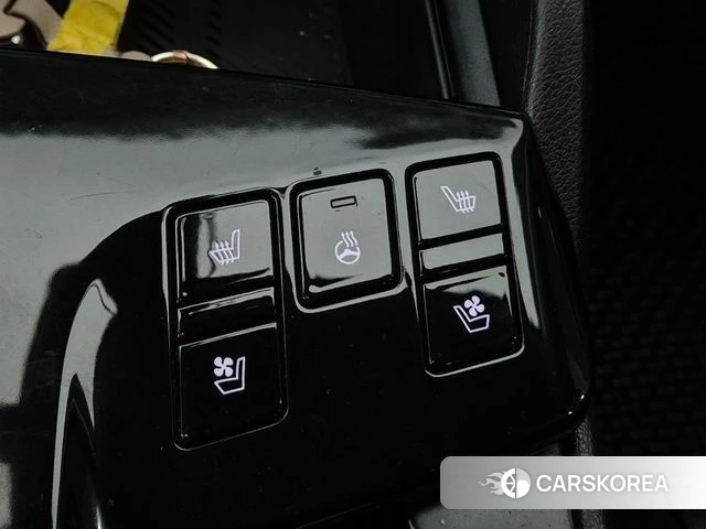 Kia Sportage 5th Generation Hybrid 2021 Черный из Кореи, фото 2