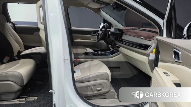 Kia The New Carnival 4th Generation 2025 Белый из Кореи, фото 2