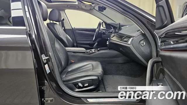 BMW 5 Series (G30) id 2711418 из Кореи 2