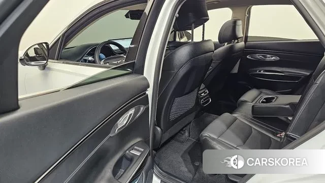 Genesis GV70 2021 Белый из Кореи, фото 2