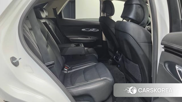 Genesis GV70 2021 Белый из Кореи, фото 2