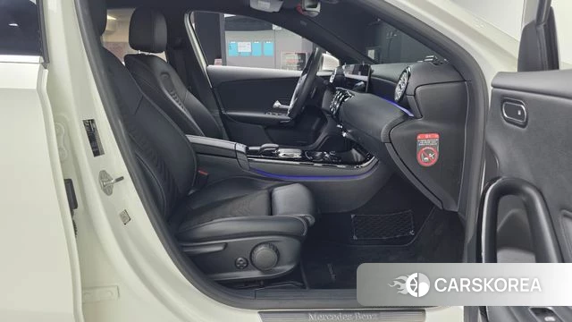 Mercedes-Benz A-Class W177 2020 Белый из Кореи, фото 2